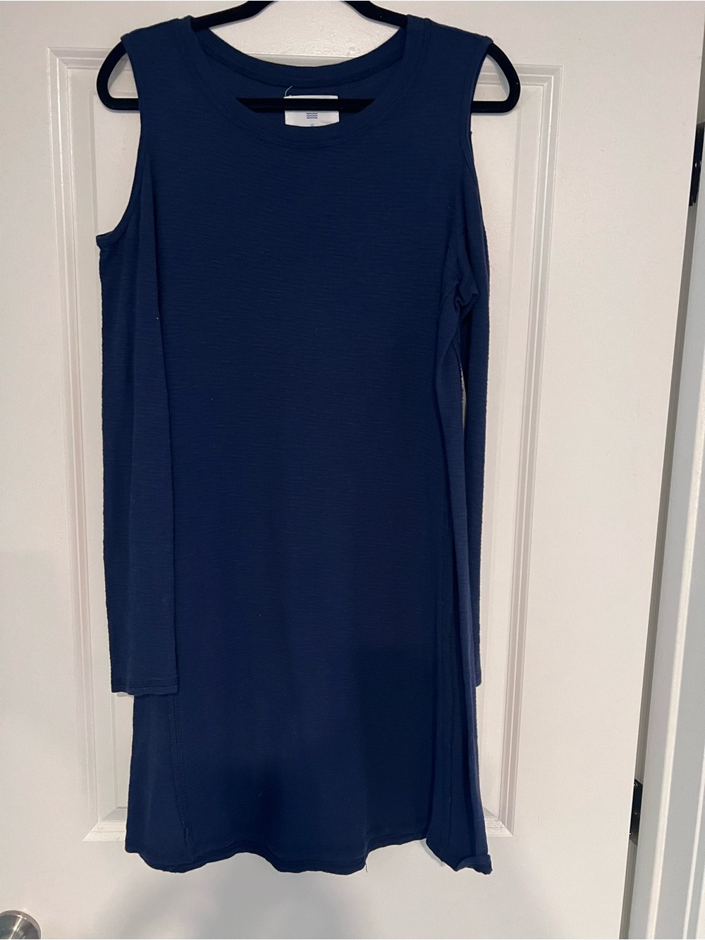 Sol Angeles Navy Cold-Shoulder Knit Dress